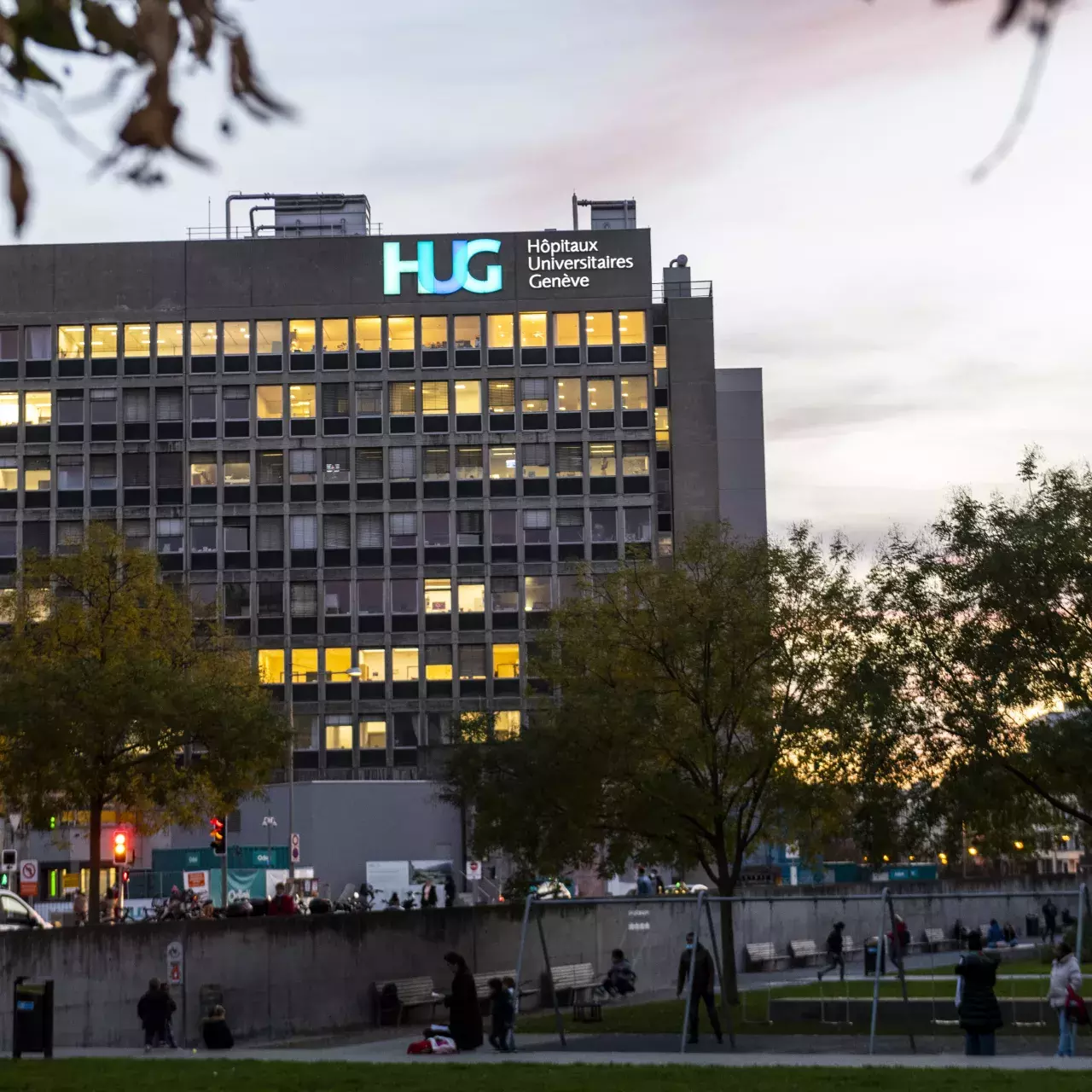 Image extérieur enseigne HUG